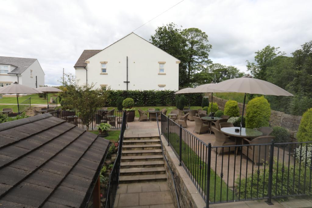 The Craven Heifer Inn Kelbrook Extérieur photo