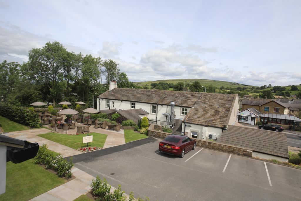 The Craven Heifer Inn Kelbrook Extérieur photo